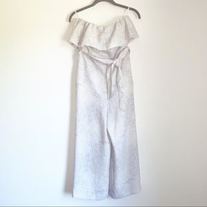 Aritzia Babaton Snakeskin Print Flutter Jumpsuit Gray and Offwhite Size 2